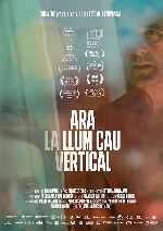 miniatura ara-la-llum-cau-vertical-v2-por-chechelin cover carteles