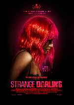 miniatura strange-darling-por-chechelin cover carteles