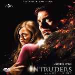 miniatura intruders-2011-v2-por-chechelin cover divx