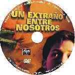 carátula cd de Un Extrano Entre Nosotros - Custom