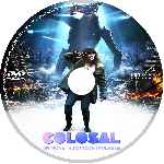 carátula cd de Colosal - Un Monstruo Incontrolable